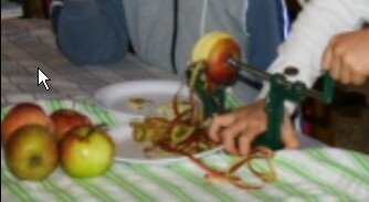 Attività di vita pratica Montessori - cucinare 12