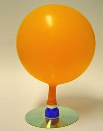 Science experiments for children - Balloon hovercraft 