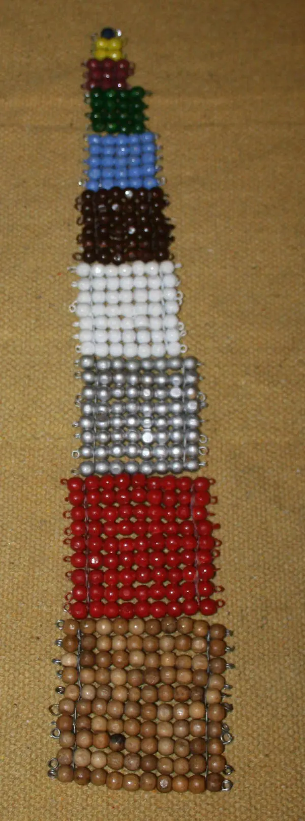 Costruire il materiale delle perle colorate Montessori perle-colorate-Montessori-18