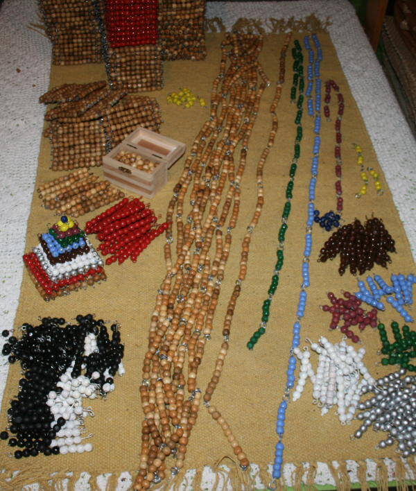 Costruire il materiale delle perle colorate Montessori perle-colorate-Montessori-6