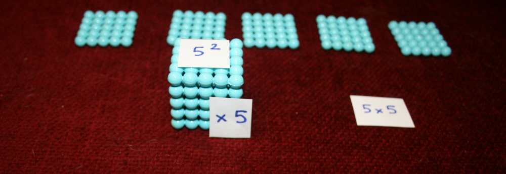 Perle colorate Montessori: altre attività coi quadrati e i cubi dei numeri